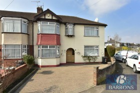 Click the photo for more details of Berkley Avenue, Waltham Cross